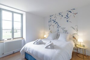 10 Schlafzimmer, Bügeleisen/Bügelbrett, Reisekinderbett, Internetzugang