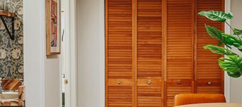 Secret Garden: Pup Friendly & Walkable