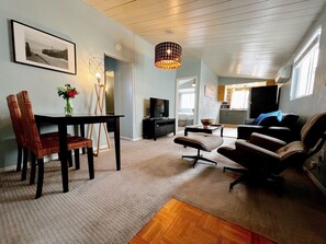 아파트 | 거실 공간 | 평면 TV