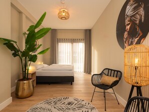 7 bedrooms, travel cot, free WiFi, bed sheets - Beautiful private villa for 14 guests with WIFI, TV and terrace (Enschede)