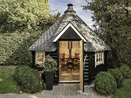 Beautiful private villa for 14 guests with WIFI, TV and terrace