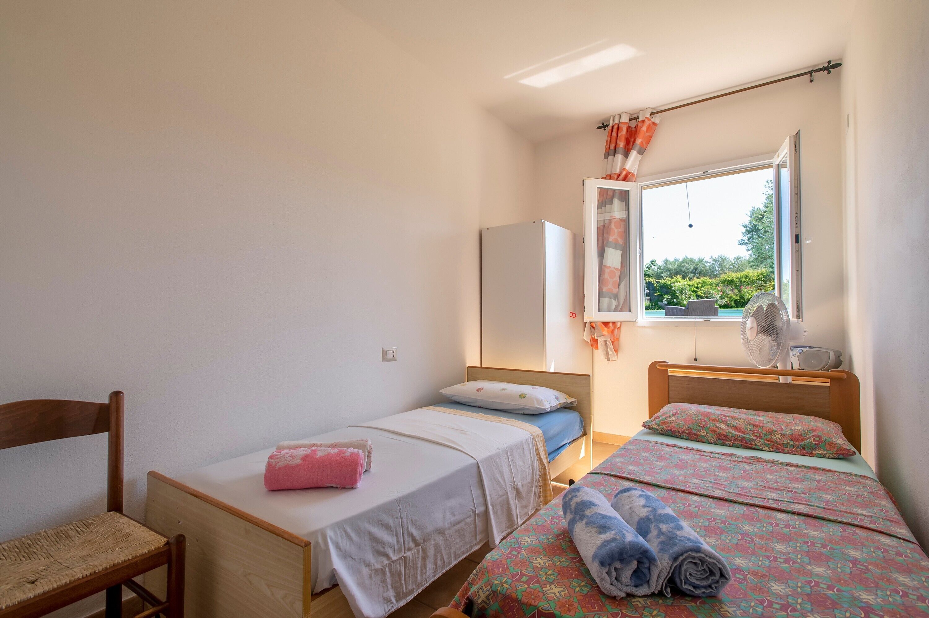 3 sovrum, strykjärn/strykbräda och sängkläder