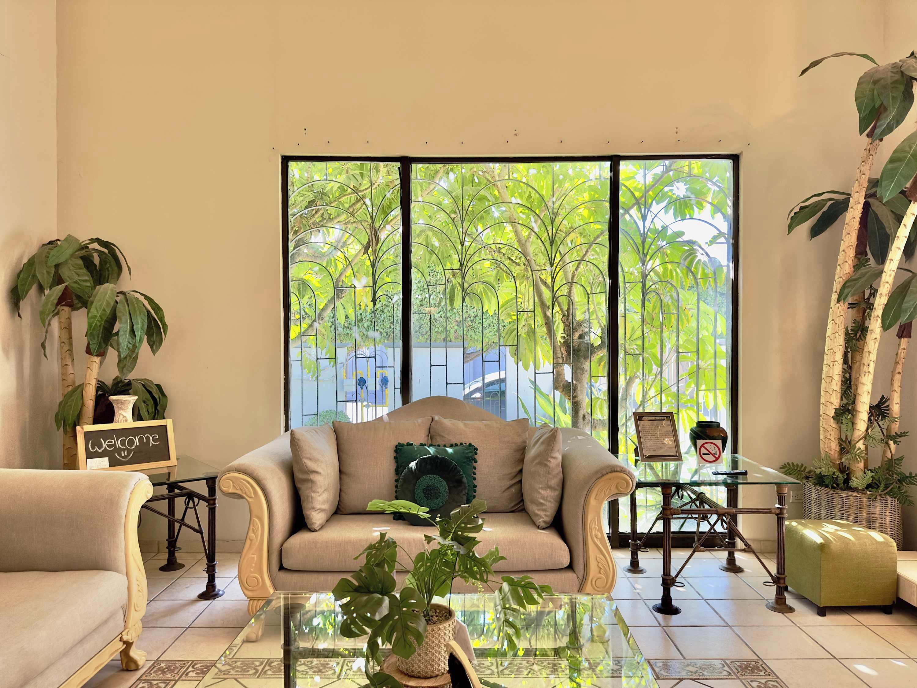 テレビ、書斎 / ワークスペース