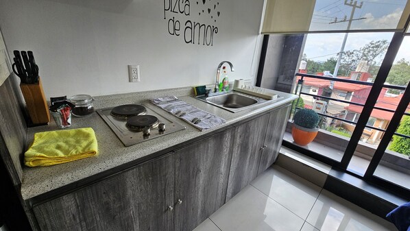 เครื่องชงกาแฟ/ชา, ไมโครเวฟ, กาต้มน้ำไฟฟ้า, เครื่องปั่น