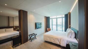 Deluxe Room | Premium bedding, blackout drapes, free WiFi, bed sheets