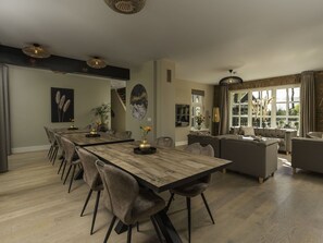 Dining - Stunning private villa for 20 guests with WIFI and TV (Enschede)