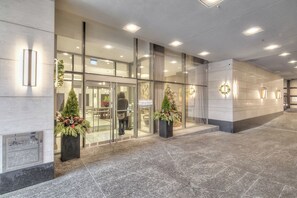 Reception - Waterfront Yorkville Haven (Toronto)