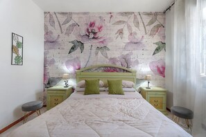 2 camere, ferro/asse da stiro, Wi-Fi gratuito, lenzuola