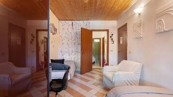 2 camere, ferro/asse da stiro, Wi-Fi gratuito, lenzuola