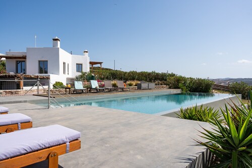 Appartement 'Lavande' avec vue sur la mer, Wi-Fi et climatisation