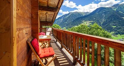 Appartement de vacances 'Almbergerhof Wohnung Hirzer' avec vue sur la montagne et balcon