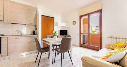 Apartment 'Colombo Rooms' with Balcony and Air Conditioning