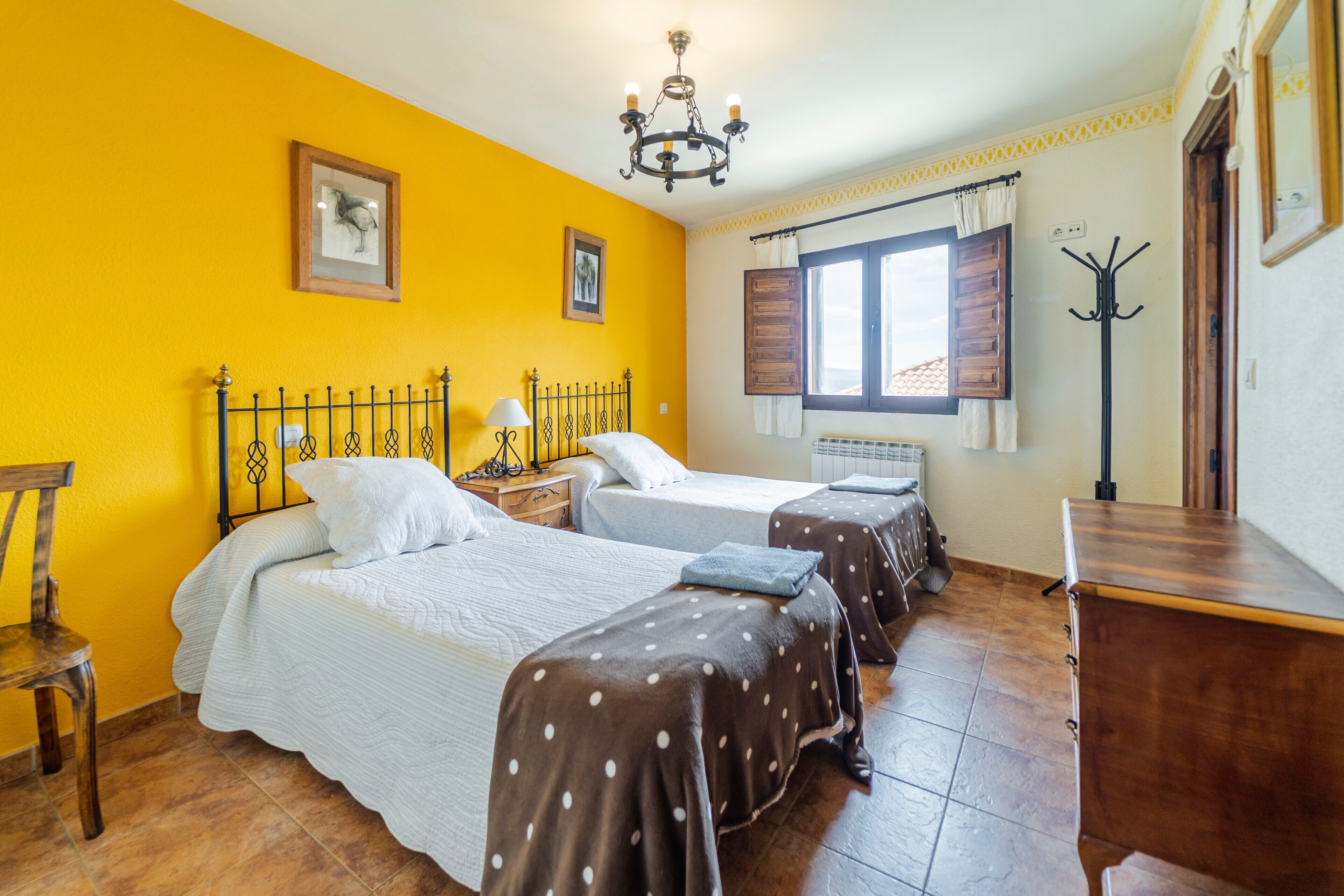 5 habitaciones y ropa de cama 