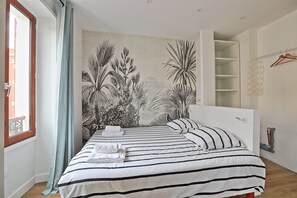 1 bedroom, iron/ironing board, WiFi, bed sheets