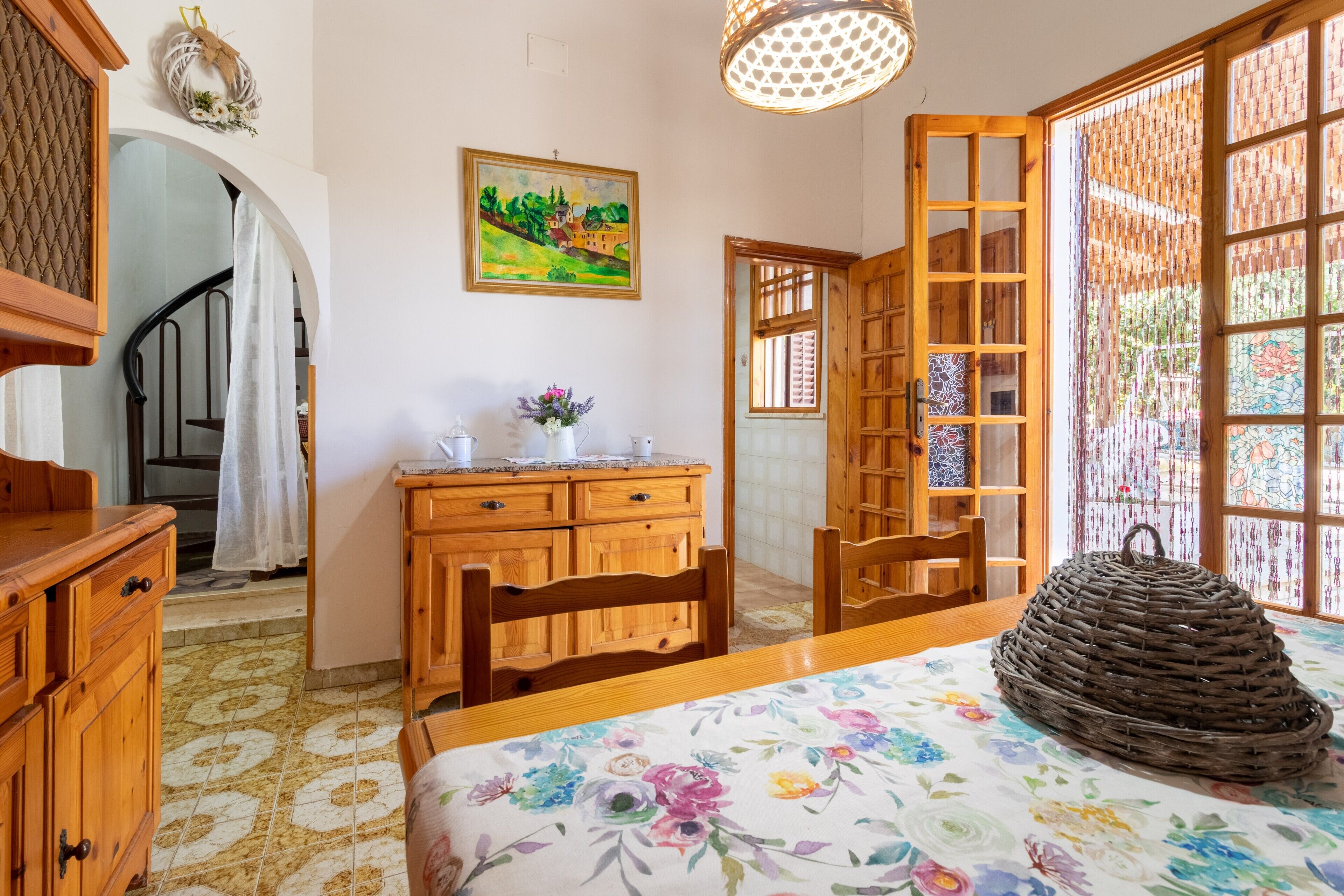 3 bedrooms, iron/ironing board, free WiFi, bed sheets