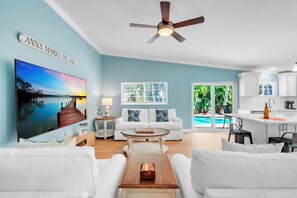 TV - Paradise Palms by Duncan Real Estate (Holmes Beach)