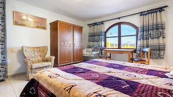3 habitaciones, wifi gratis y ropa de cama