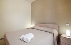 Travel crib, free WiFi, bed sheets - Amazing apartment in Patti with WiFi (Patti)