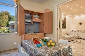 Dining - Apartment 'Rooftopnerano - Amazing Sea View' with Sea View, Wi-Fi and Air Conditioning (Marina del Cantone)