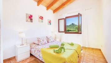 2 bedrooms, free WiFi, bed sheets