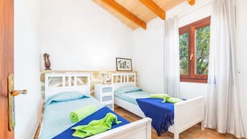 2 bedrooms, free WiFi, bed sheets