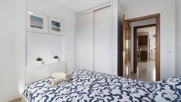 3 Schlafzimmer, kostenloses WLAN, Bettwäsche