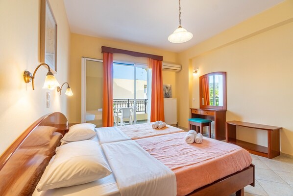 1 bedroom, free WiFi, bed sheets