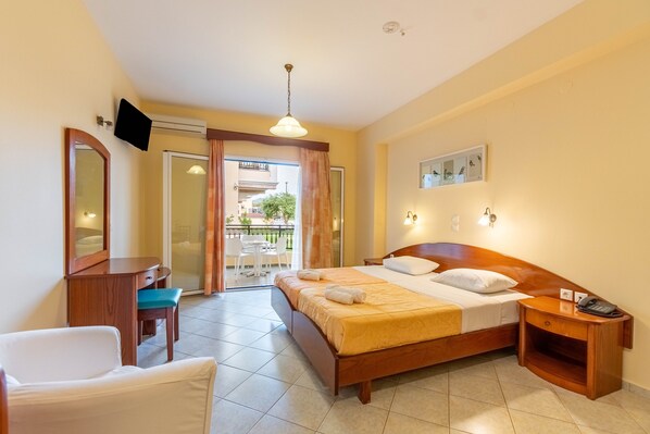 1 bedroom, free WiFi, bed sheets