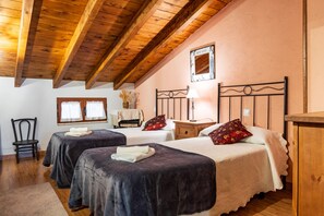 2 bedrooms, free WiFi, bed sheets