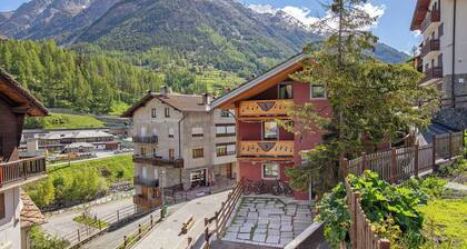 Ferienwohnung 'Maison De La Musique' mit Bergblick, Gemeinschaftsterrasse und WLAN