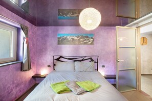 1 bedroom, iron/ironing board, free WiFi, bed sheets - Apartment 'Maison De La Musique' with Mountain View, Shared Terrace and Wi-Fi (Cogne)