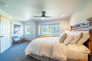 3 soveværelser, skrivebord, strygejern/strygebræt, gratis Wi-Fi