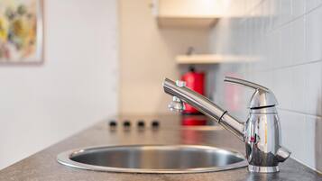 Kühlschrank, Ofen, Herdplatte, Geschirrspüler