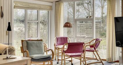 Beautiful home in Blåvand with WiFi