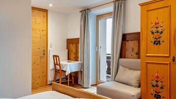 1 chambre, Wi-Fi gratuit, draps fournis