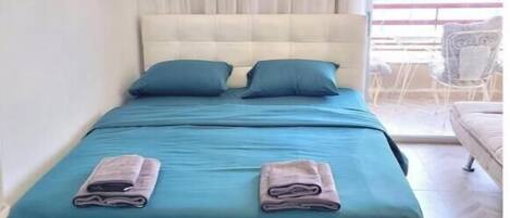 1 bedroom, free WiFi, bed sheets