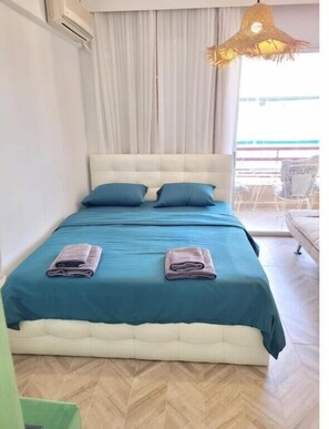 1 quarto, Wi-Fi de cortesia, roupa de cama