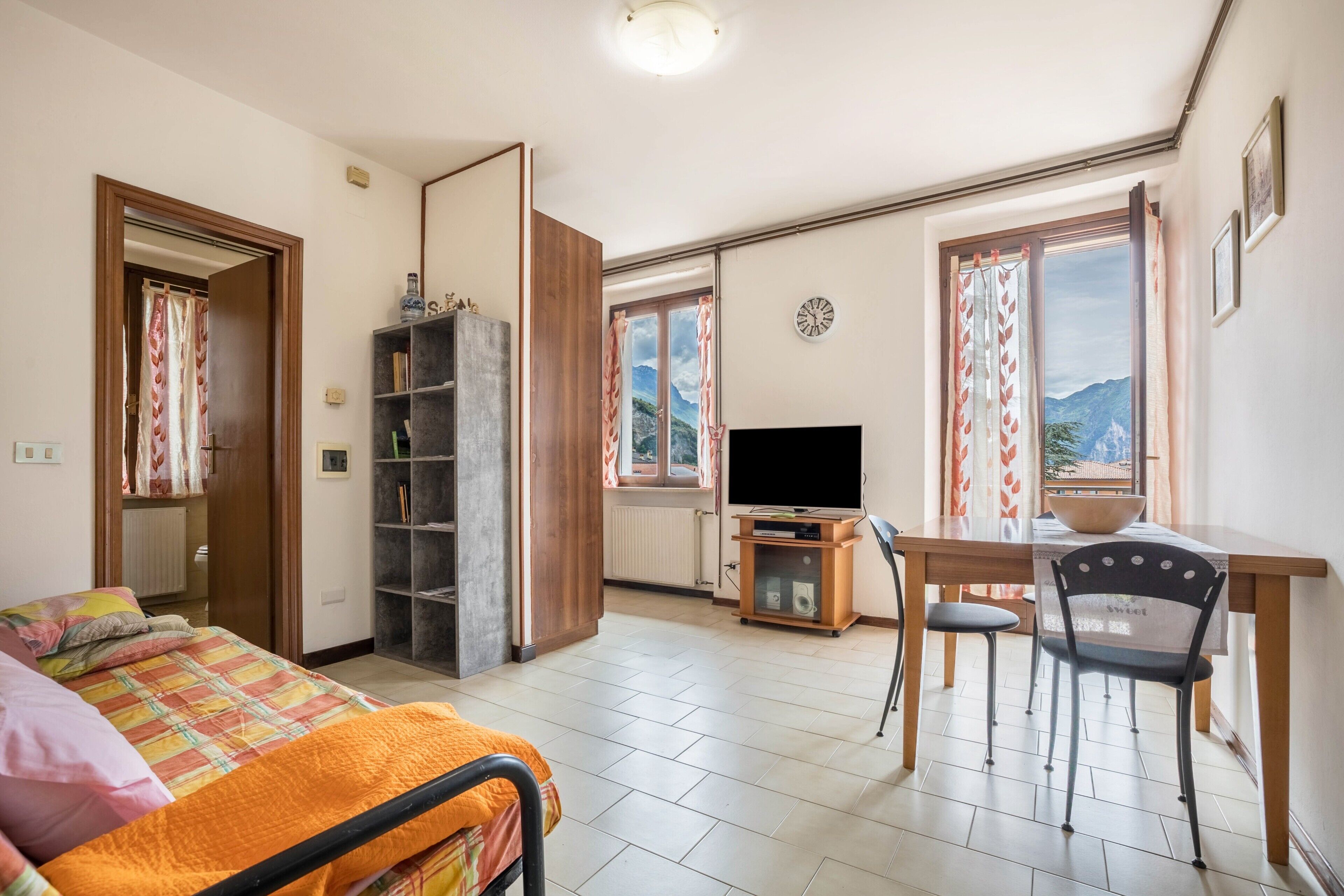 1 makuuhuone, silitysrauta/-lauta, ilmainen Wi-Fi, vuodevaatteet