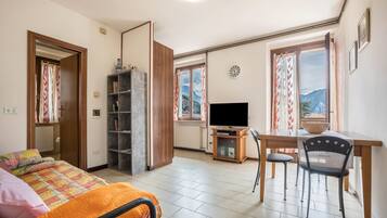 1 makuuhuone, silitysrauta/-lauta, ilmainen Wi-Fi, vuodevaatteet