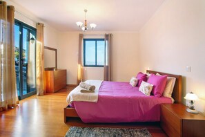 3 habitaciones, tabla de planchar con plancha y wifi gratis