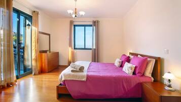 3 chambres, fer et planche Ă repasser, Wi-Fi gratuit, draps fournis