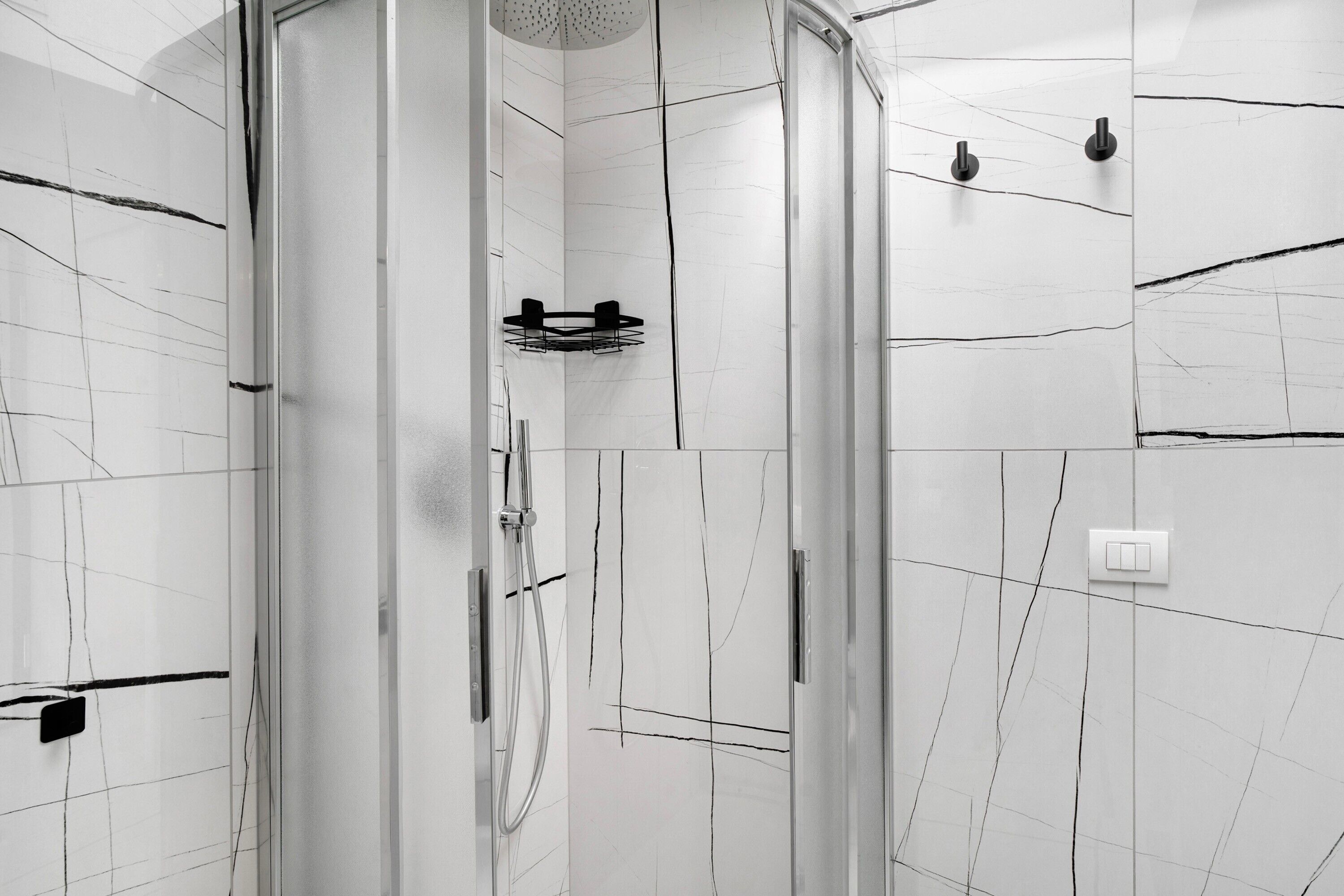 Douche, serviettes fournies