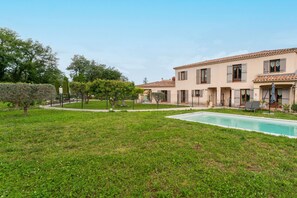 Pool - Le Nichoir at the foot of Ventoux with swimming pool, private garden and air conditioning (Malemort-du-Comtat)
