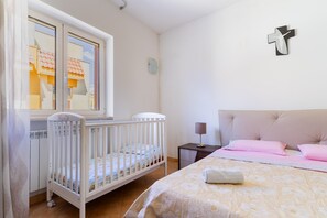 2 habitaciones, wifi gratis y ropa de cama 