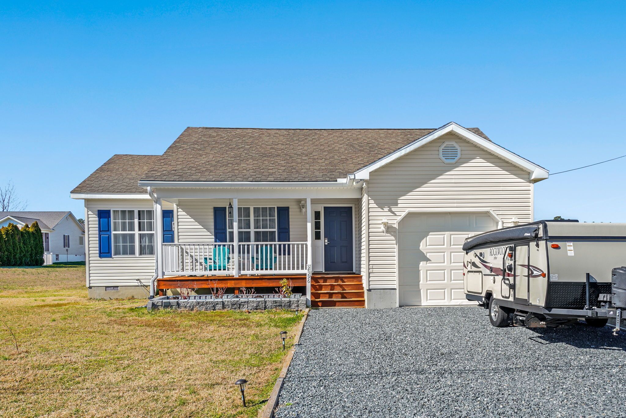 Just One Oar - Pet friendly, Fenced yard!