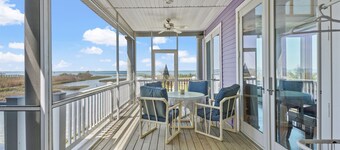 Blake's Purple Point - Waterfront splendor!