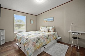 3 chambres, bureau, fer et planche à repasser, Wi-Fi gratuit