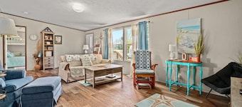 Crabby Pines | One-Level Chincoteague Ranch Near Boat Ramp & Beach Road Attractions, Pet Friendly