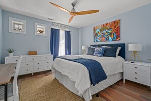 5 bedrooms, free WiFi - The Great Escape | Downtown Cape Charles Walk to Shops & Dining, Restored 5BR Retreat (Cape Charles)