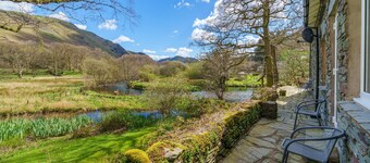 Goldrill Cottage - Riverfront location in Patterdale